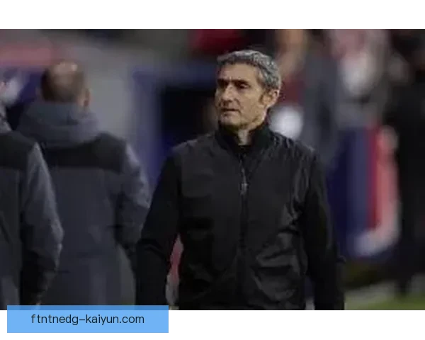 巴尔韦德当选乌拉圭年度最佳球员，表现稳健备受期待